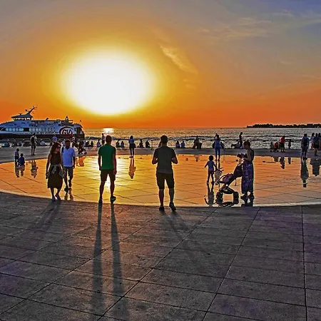 Apartament Iadertina Duplex With Garden *