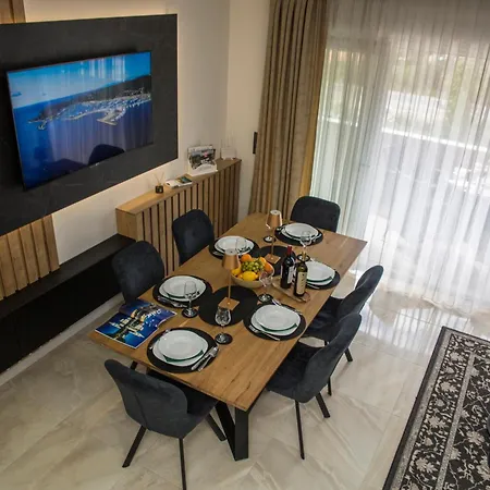 Lägenhet Iadertina Duplex With Garden Zadar