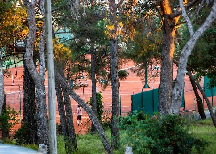 Iadertina Duplex With Garden Lägenhet Zadar
