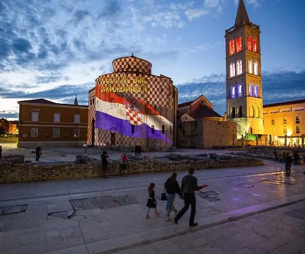 Iadertina Duplex With Garden *