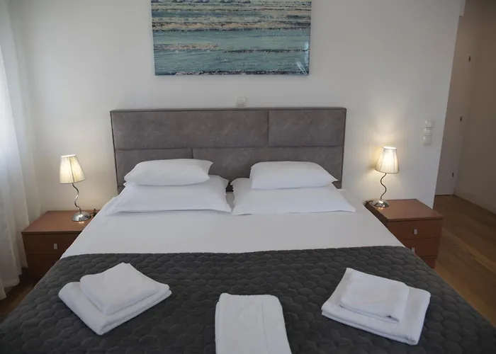 Iadertina Duplex With Garden Lägenhet *