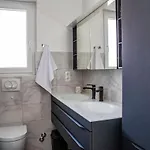 Iadertina Duplex With Garden Apartman