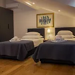 Iadertina Duplex With Garden 公寓 扎达尔