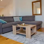 公寓 Iadertina Duplex With Garden *