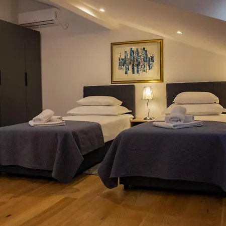 Iadertina Duplex With Garden Appartement Zadar