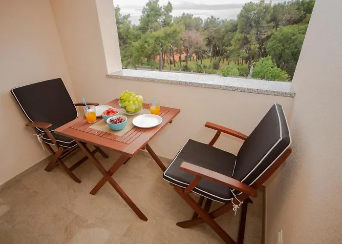 Iadertina Duplex With Garden Appartement *