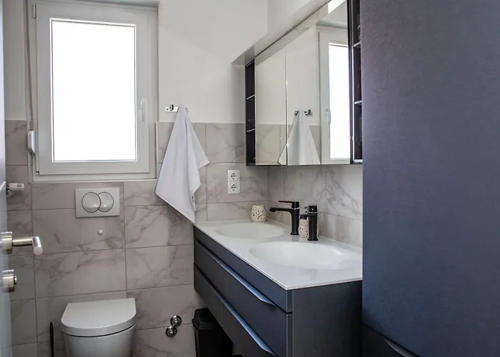 Iadertina Duplex With Garden Appartement