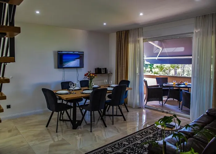 Iadertina Duplex With Garden