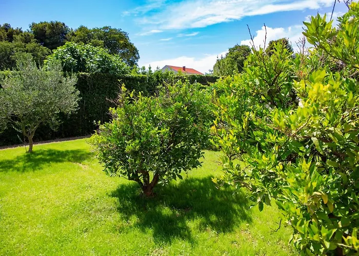 Iadertina Duplex With Garden * 扎达尔