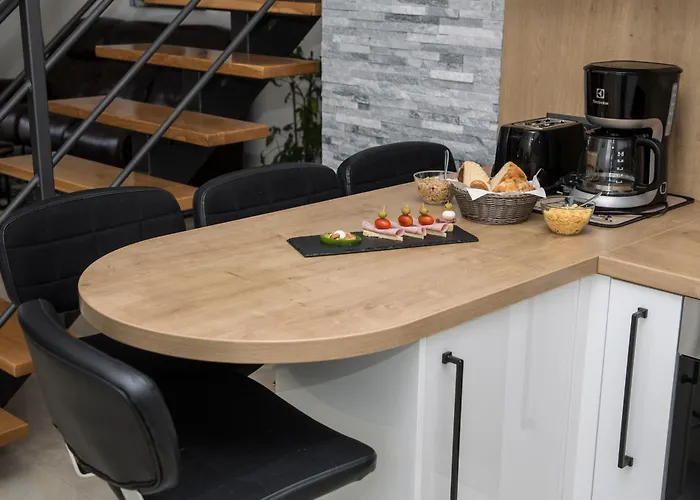 Appartement Iadertina Duplex With Garden *